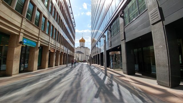 Широкоугольная камера LG G5