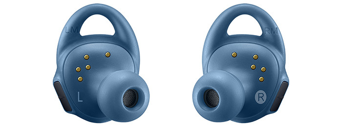 Samsung анонсировала полностью беспроводные спортивные наушники Gear IconX картинка Samsung анонсировала полностью беспроводные спортивные наушники Gear IconX
