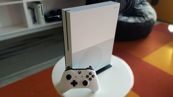 Xbox One S: Белая, тонкая, с поддержкой 4K и абсолютно бессмысленная
