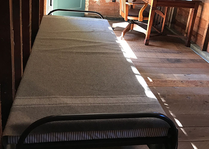 Сарай рядом с гаражем, в котором жил Вильям Хьюлетт.