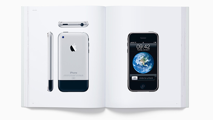 Apple представила бумажную книгу за 300 долларов