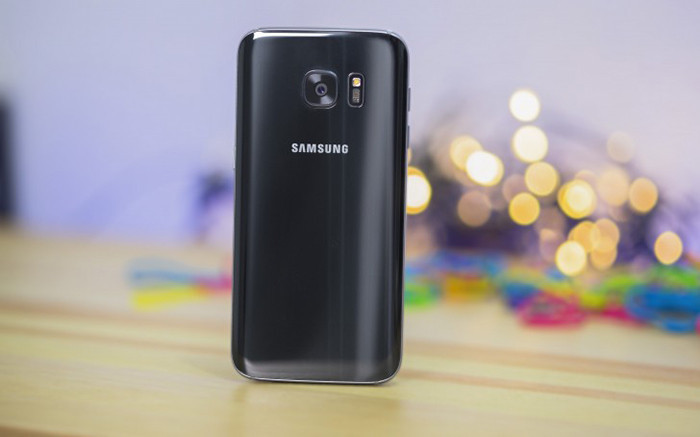Смартфоны Samsung серии Galaxy S8 могут подорожать на 20% по сравнению с Galaxy S7