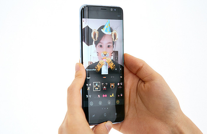 Samsung вложит 9 млрд долларов в производство OLED-экранов фото