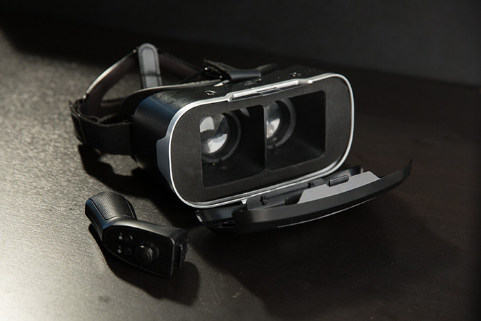 HIPER представляет четыре новые модели VR-очков фото