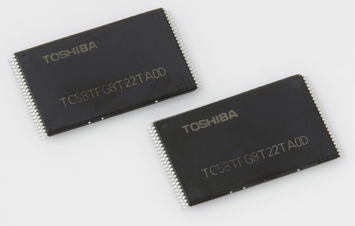 Apple и Google присматриваются к бизнесу Toshiba по производству флеш-памяти фото