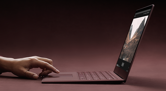 Ноутбук Microsoft Surface Laptop быстрее MacBook Pro с Core i7