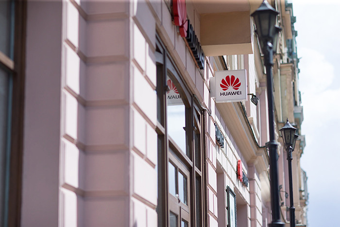 Huawei обещает починить любое устройство за 120 или менее минут в фирменном МСЦ