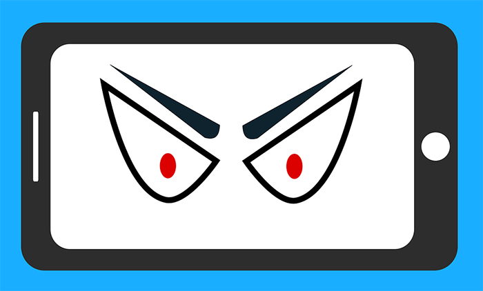 Новый троян для смартфонов ворует деньги и читает переписку в мессенджерах