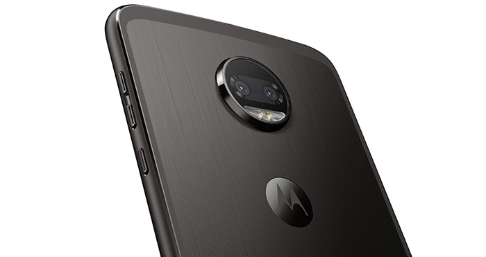 Анонсирован смартфон Motorola Z2 Force Edition с «неубиваемым» экраном и Snapdragon 835