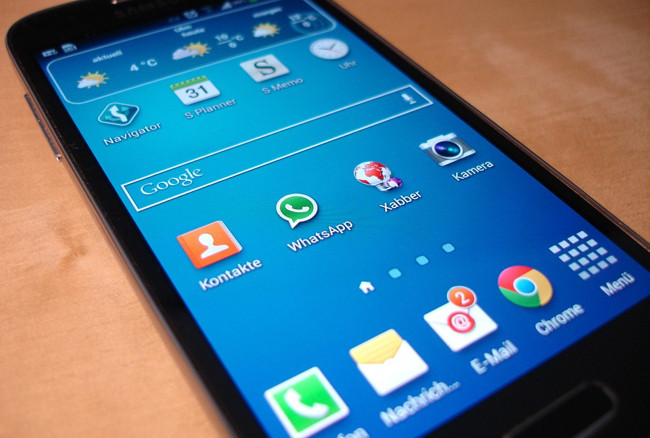 фирменные оболочки для Android