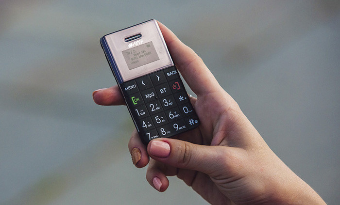 HIPER представляет микро-телефоны sPhone с функцией Bluetooth-гарнитуры фото