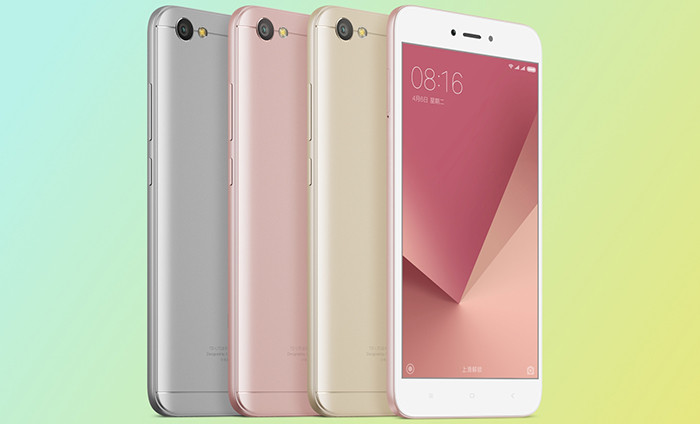 Начались российские продажи одного из самых дешевых смартфонов Xiaomi