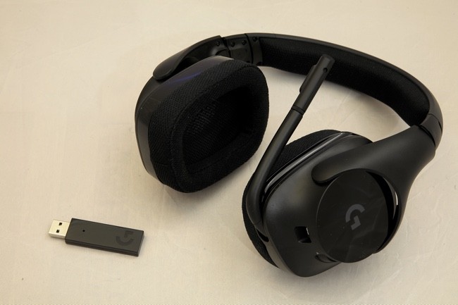  беспроводная гарнитура Logitech G533