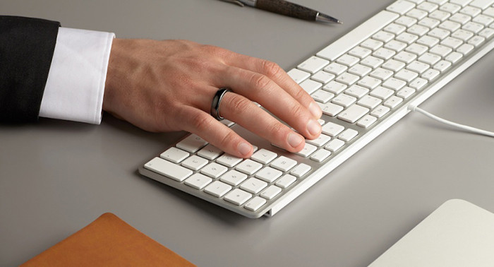 В Москве поступили в продажу NFC-кольца с функцией карты «Тройка»