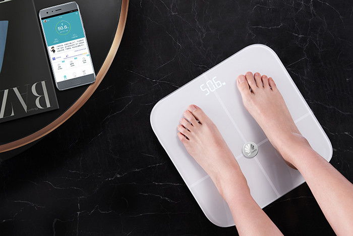 Huawei Body Fat Scale: умные весы с возможностью определения 9 параметров организма