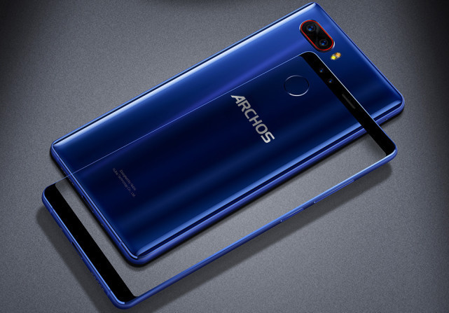 Смартфон Archos Diamond Omega на Snapdragon 835 подрожал на треть и добрался до России