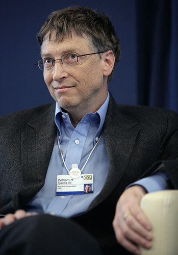 Билл Гейтс назвал искусственный интеллект другом человечества. Благодаря ИИ мы сможет меньше работать и больше получать 