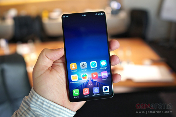 MWC 2018. Vivo показала смартфон будущего со сканером отпечатков в половину экрана, встроенными в дисплей динамиками и выдвижной камерой картинка MWC 2018. Vivo показала смартфон будущего со сканером отпечатков в половину экрана, встроенными в дисплей динамиками и выдвижной камерой