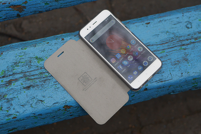 Опыт эксплуатации Xiaomi Mi A1: стоит ли покупать смартфон с «голым» Android от авторов MIUI?  