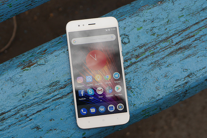 Опыт эксплуатации Xiaomi Mi A1: стоит ли покупать смартфон с «голым» Android от авторов MIUI?  