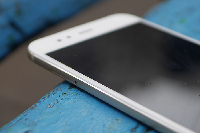 Опыт эксплуатации Xiaomi Mi A1: стоит ли покупать смартфон с «голым» Android от авторов MIUI?  