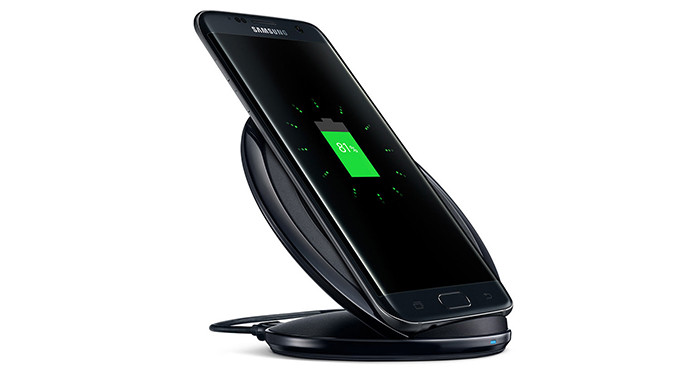 Компанию Samsung обвинили в краже технологии беспроводной зарядки смартфонов