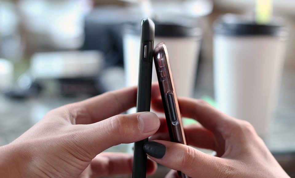 63161Аналитики рассказали, смартфоны каких брендов продавались в России лучше остальных в 2017 году