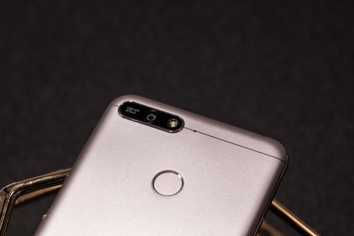 Стали известны дата продаж и российская цена Honor 7A Pro — недорогого смартфона с мощной начинкой и быстрой системой разблокировки по лицу картинка Honor 7A Pro