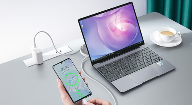 В Россию приехали горный электровелосипед Airwheel R8 и электросамокат Airwheel Z5