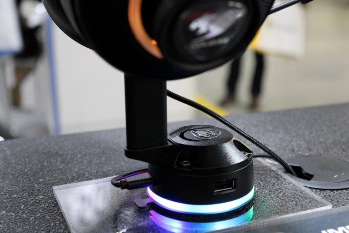 Cougar подставка под гарнитуру