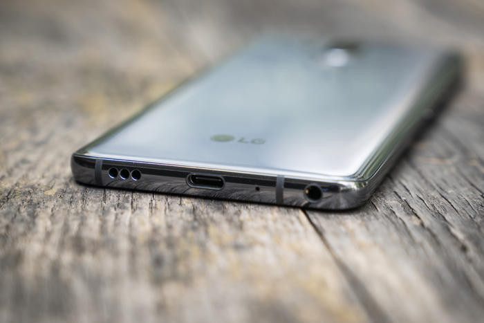 LG G7 ThinQ обзор