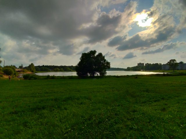 Обзор Asus ZenFone 5: атака клонов или один из лучших смартфонов с монобровью