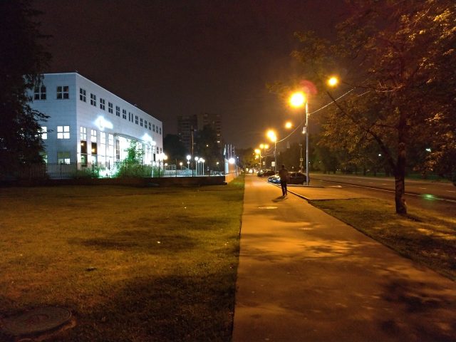 Обзор Asus ZenFone 5: атака клонов или один из лучших смартфонов с монобровью