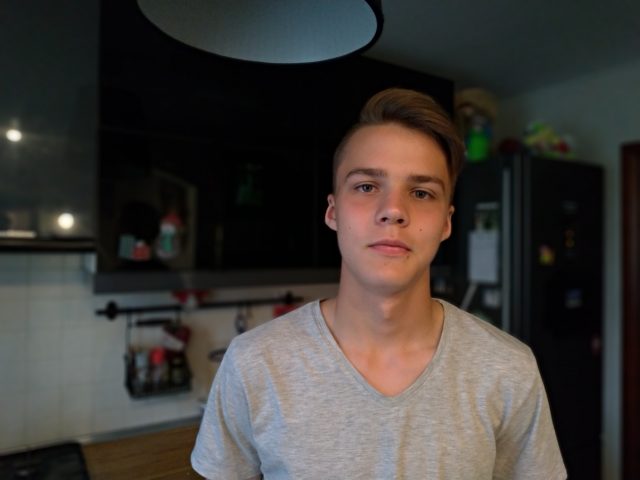 Обзор Asus ZenFone 5: атака клонов или один из лучших смартфонов с монобровью