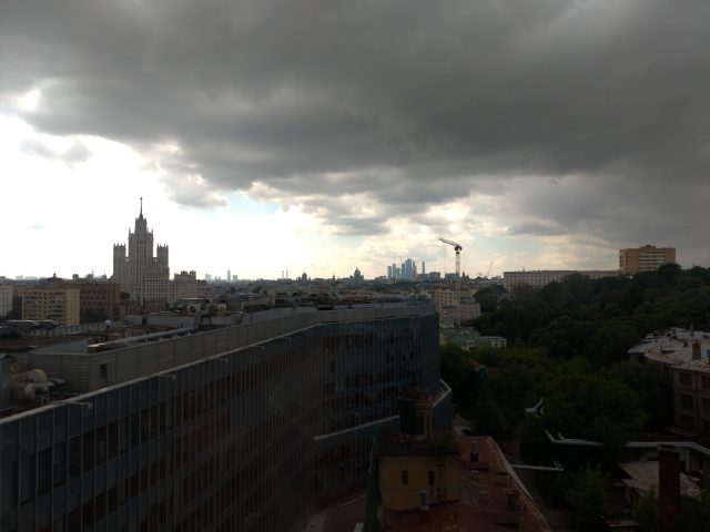 Обзор Asus ZenFone 5: атака клонов или один из лучших смартфонов с монобровью