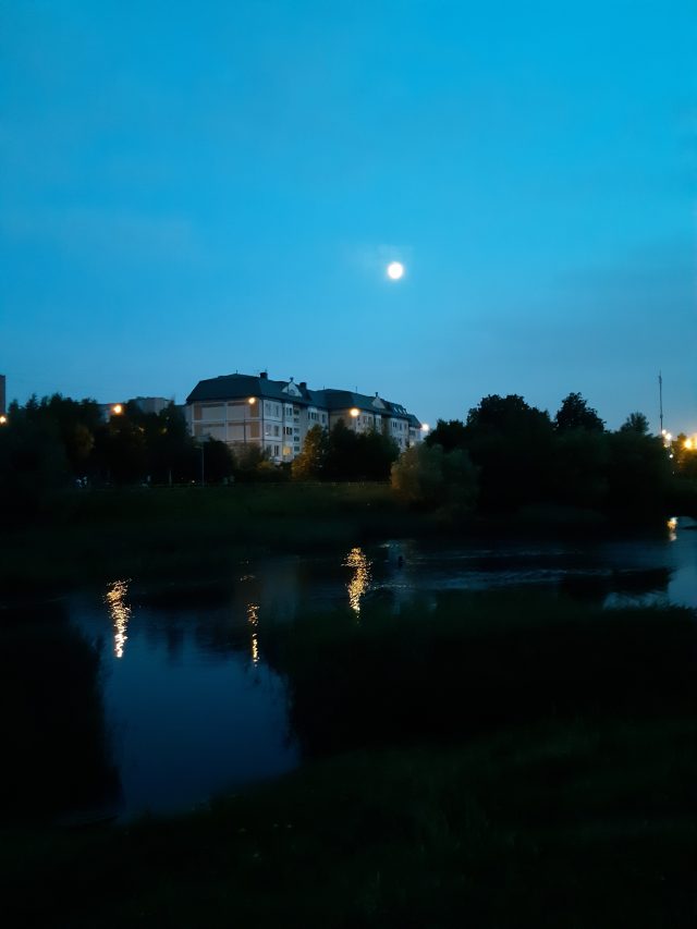 Фотографы, на старт: тест шести камерофонов ценой до 30 тысяч рублей