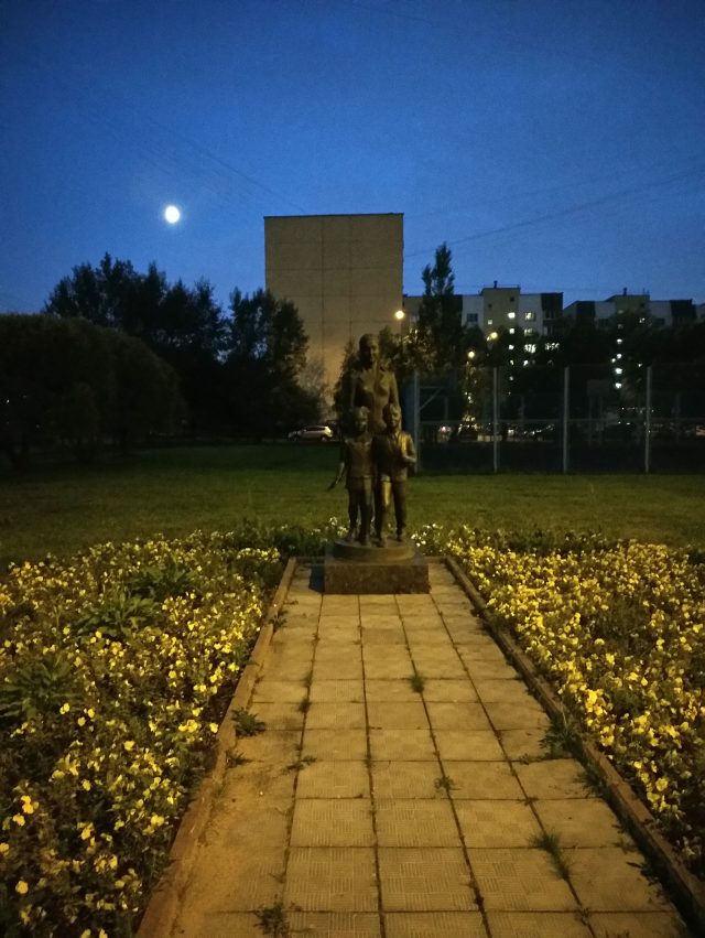 Фотографы, на старт: тест шести камерофонов ценой до 30 тысяч рублей