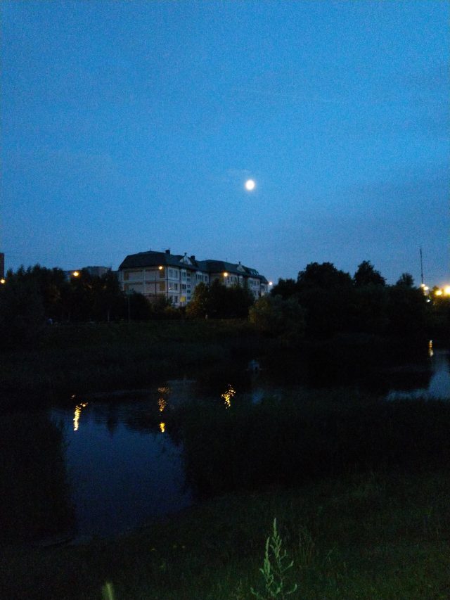 Фотографы, на старт: тест шести камерофонов ценой до 30 тысяч рублей