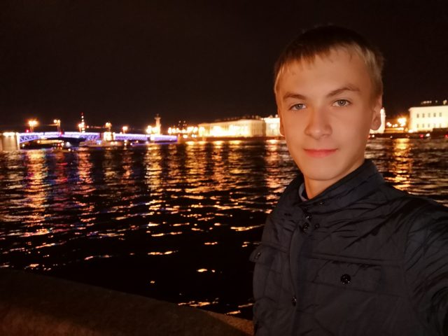 ночное селфи смартфон №2