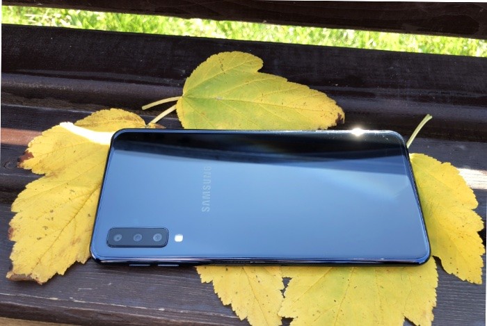Samsung Galaxy A7 2018 обзор 