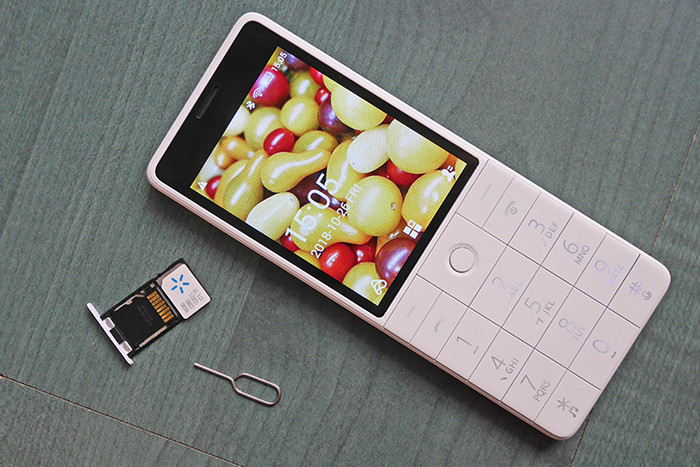 Обзор телефона Xiaomi Qin 1s – самого современного «кнопочника» в мире