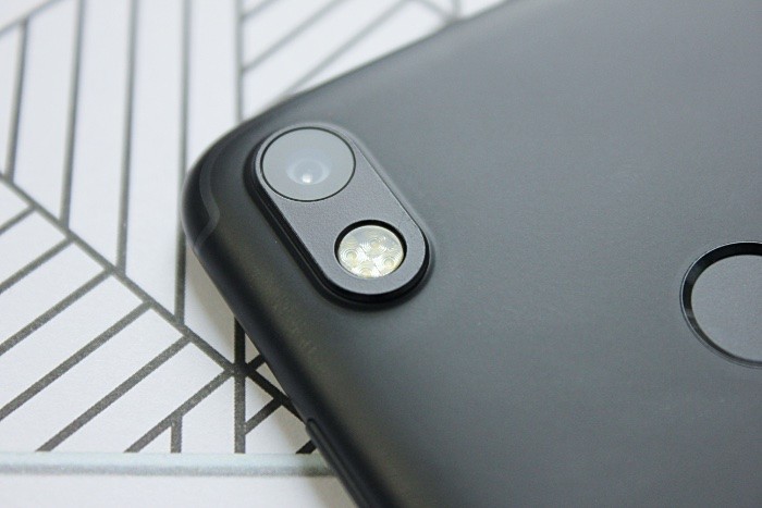 Обзор смартфона Tecno Spark CM