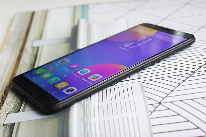 Обзор смартфона Tecno Spark CM