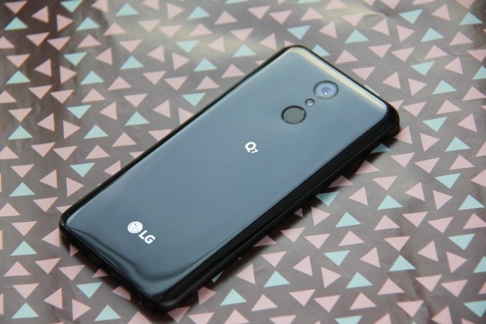 Отзыв об использовании смартфона LG Q7