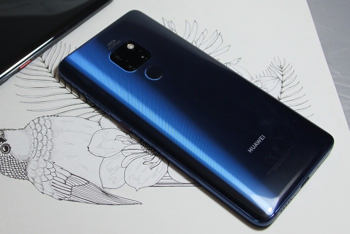 сравнительный обзор смартфонов Huawei Mate 20 и Huawei Mate 20 Pro