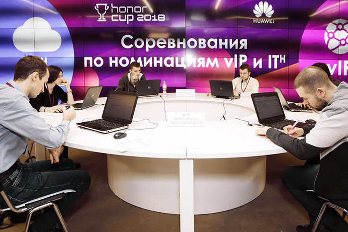 Huawei выбрала лучших молодых айтишников России картинка Huawei выбрала лучших молодых айтишников России