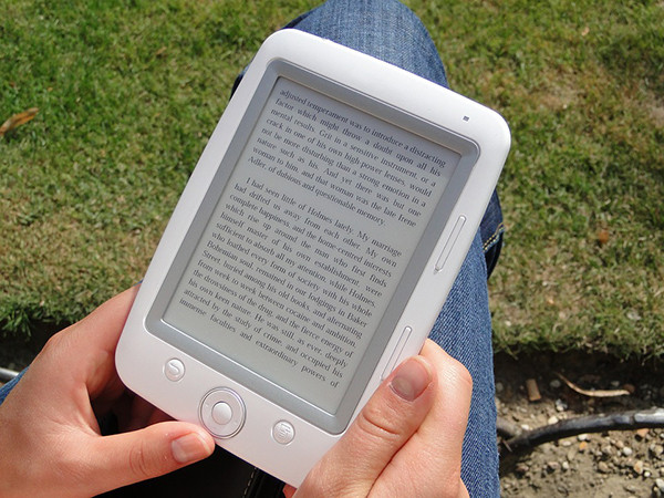 Xiaomi может выйти на рынок электронных книг и посоперничать с Kindle 