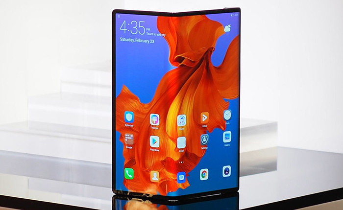 MWC 2019. Huawei показала раскладной смартфон Mate X с гибким экраном – конкурента Samsung Galaxy Fold