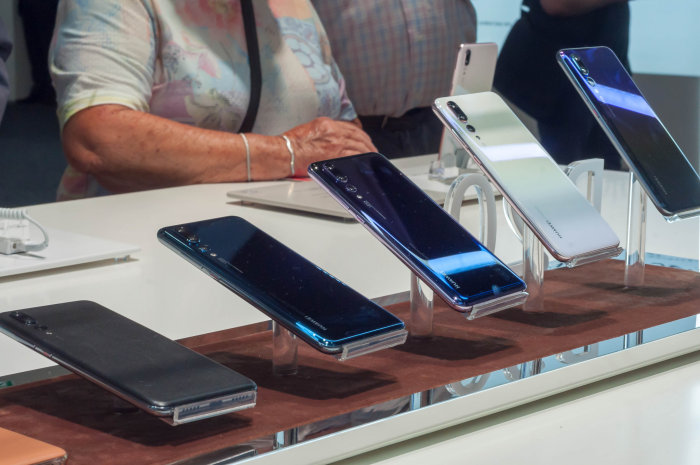 смартфоны 2018