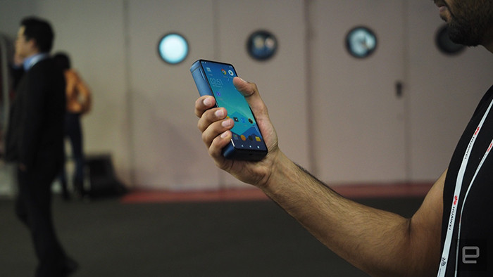 MWC 2019. Energizer показала смартфон-кирпич с супермощным аккумулятором на 18000 мАч